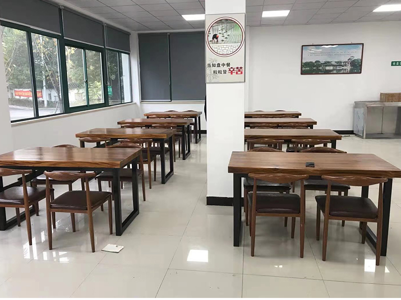 辦公家具，實(shí)木家具，家具生產(chǎn)廠家